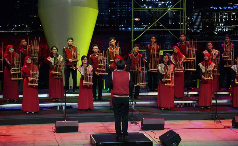 Indonesian Angklung-concert & workshop | Sun 21.08.16 (free entrance 12.30-13.30) post thumbnail image